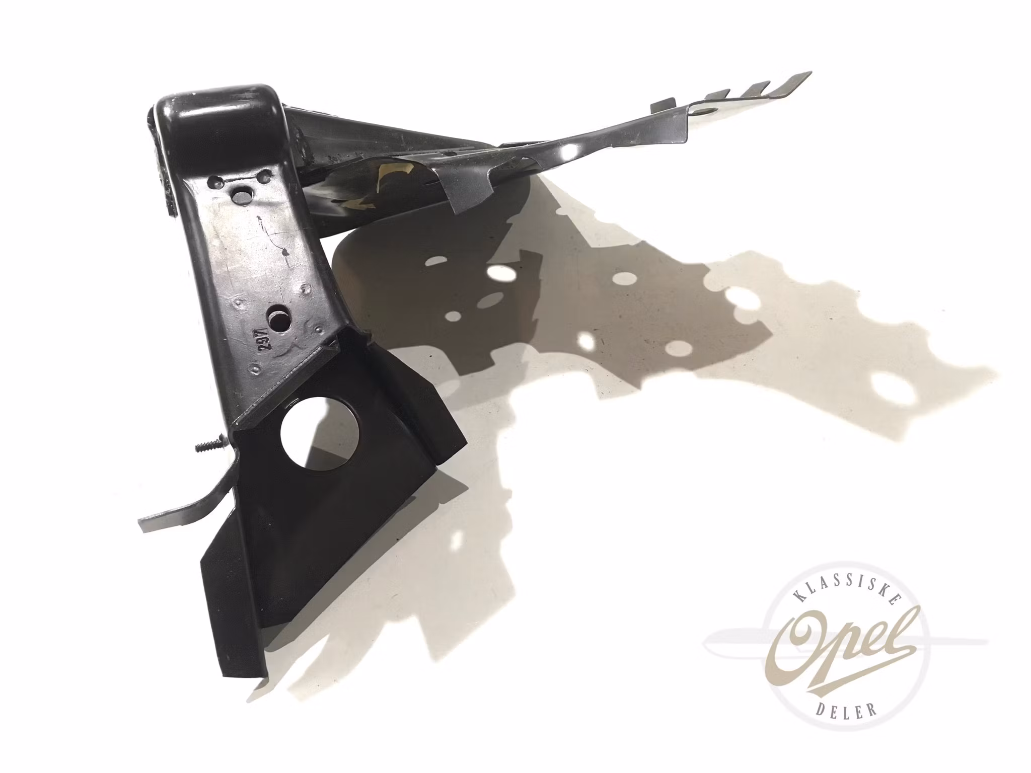 Travers foran høyre