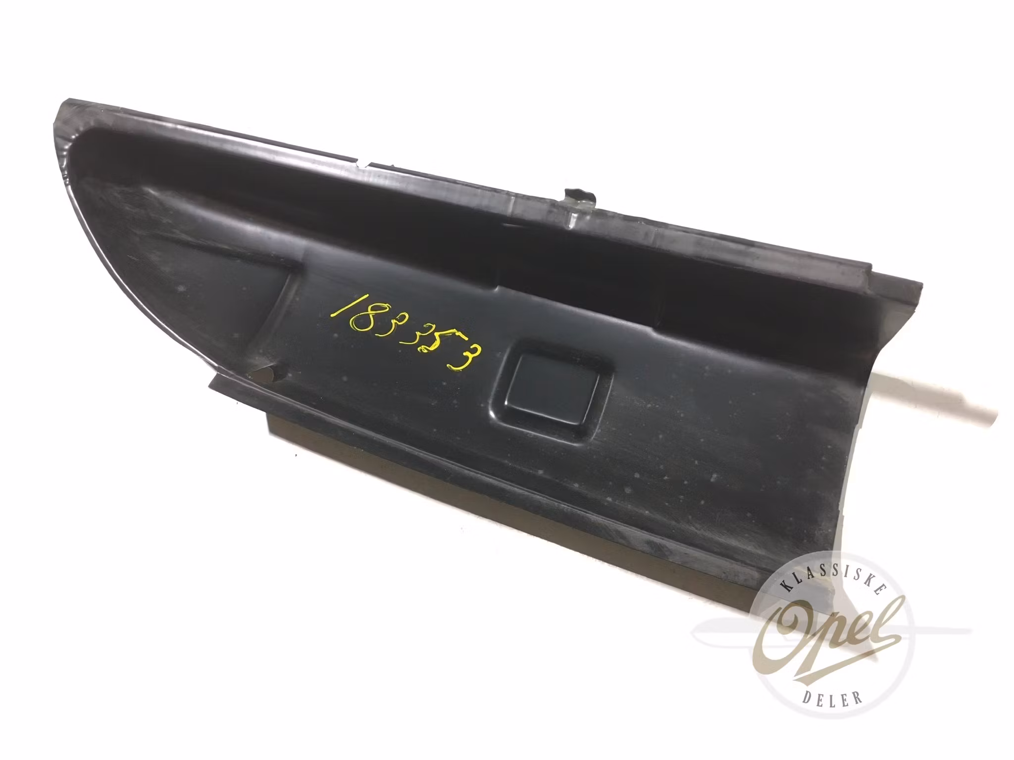 Forsterkning bagasjeromsgulv venstre