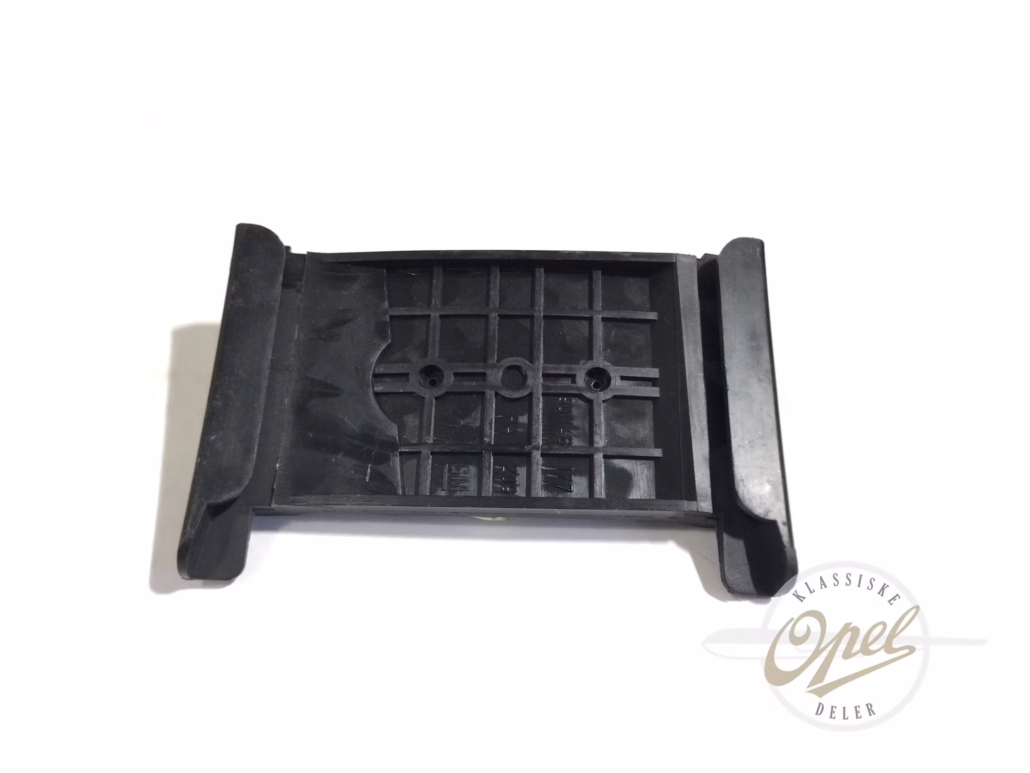 Festebrakett støtfanger venstre ytre bak