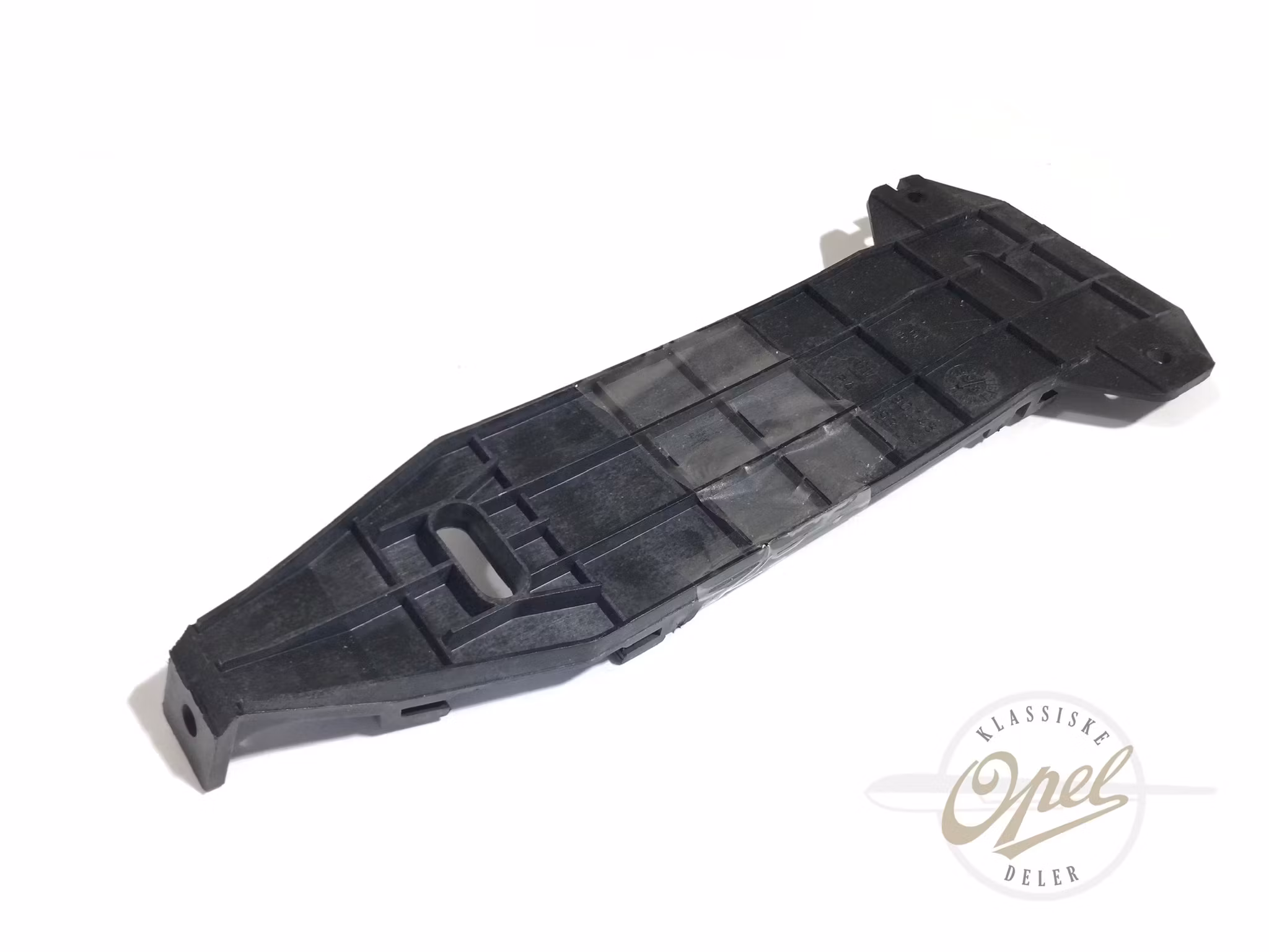 Festebrakett støtfanger venstre ytre foran