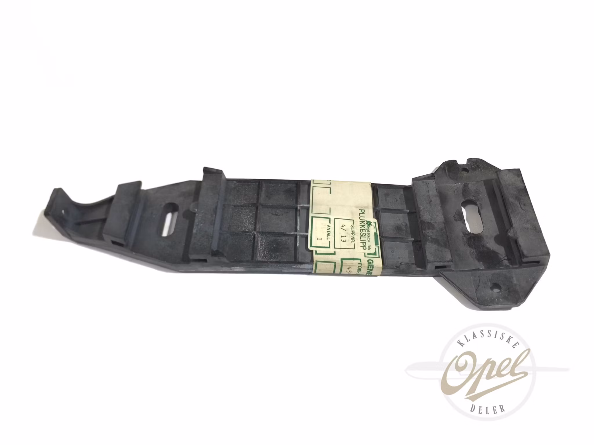 Festebrakett støtfanger høyre ytre foran