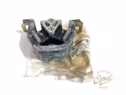 Motorfeste venstre foran