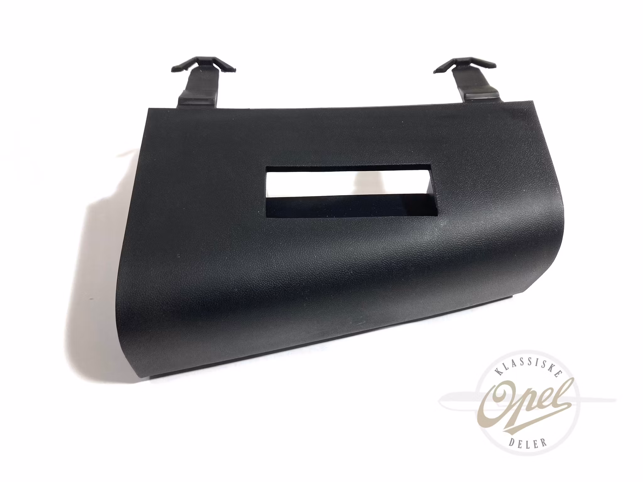 Deksel til slepekrok foran