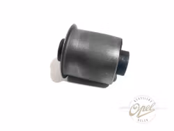 Fremre foring på nedre bærearm