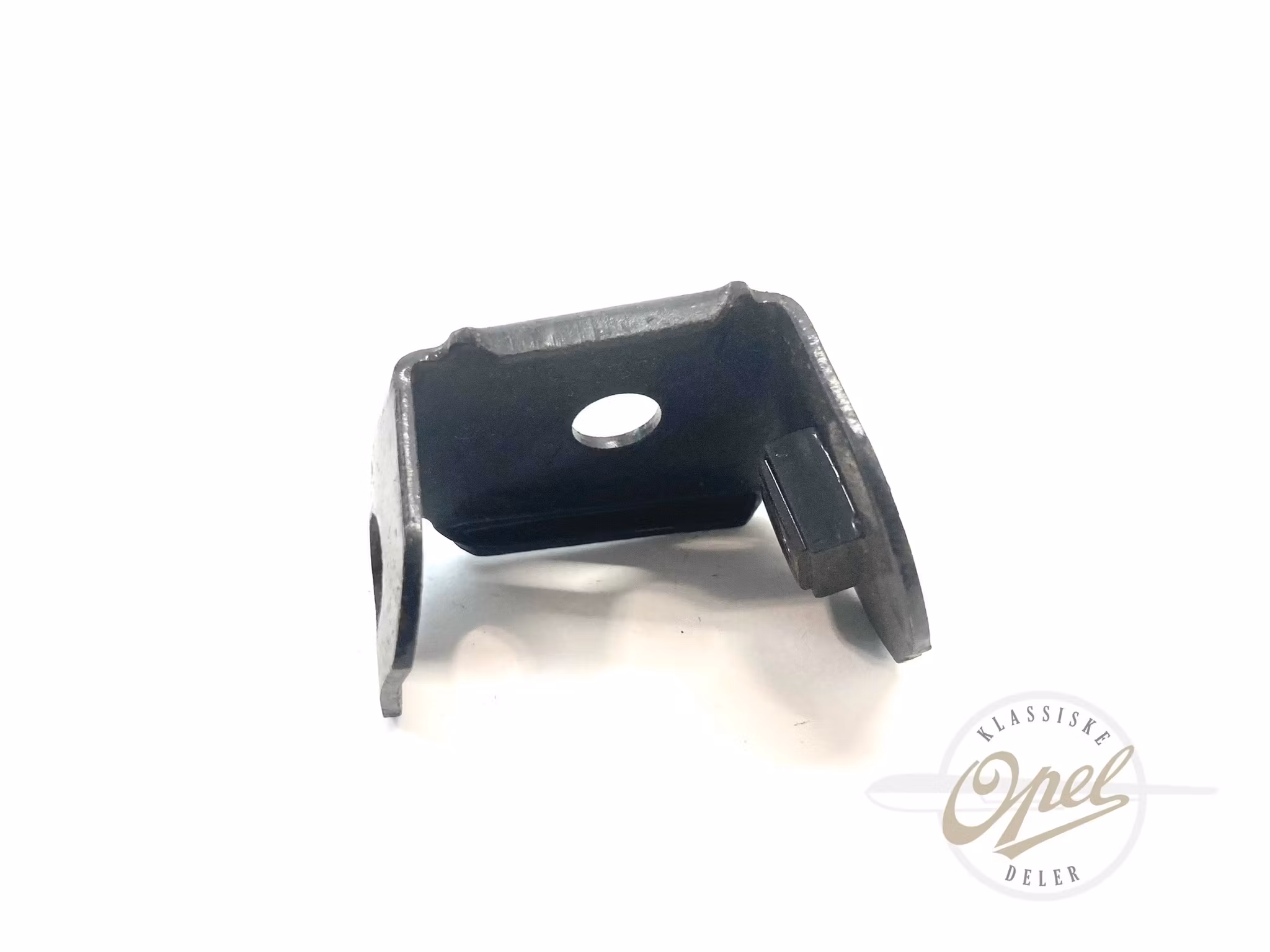 Festebrakett støtfanger venstre ytre foran