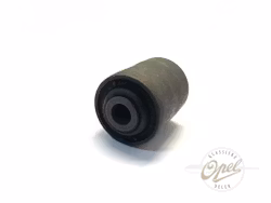 Fremre foring på nedre bærearm