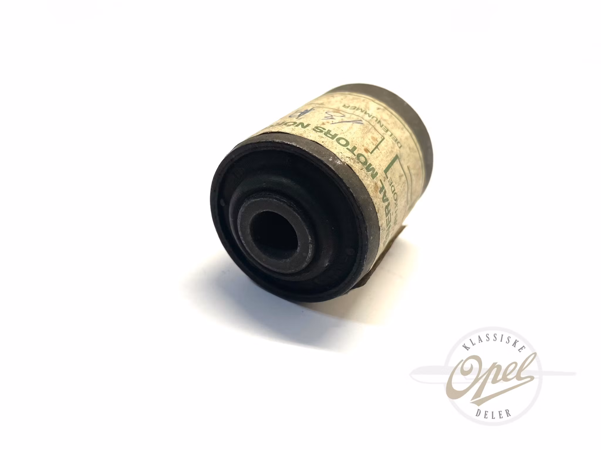 Fremre foring på nedre bærearm