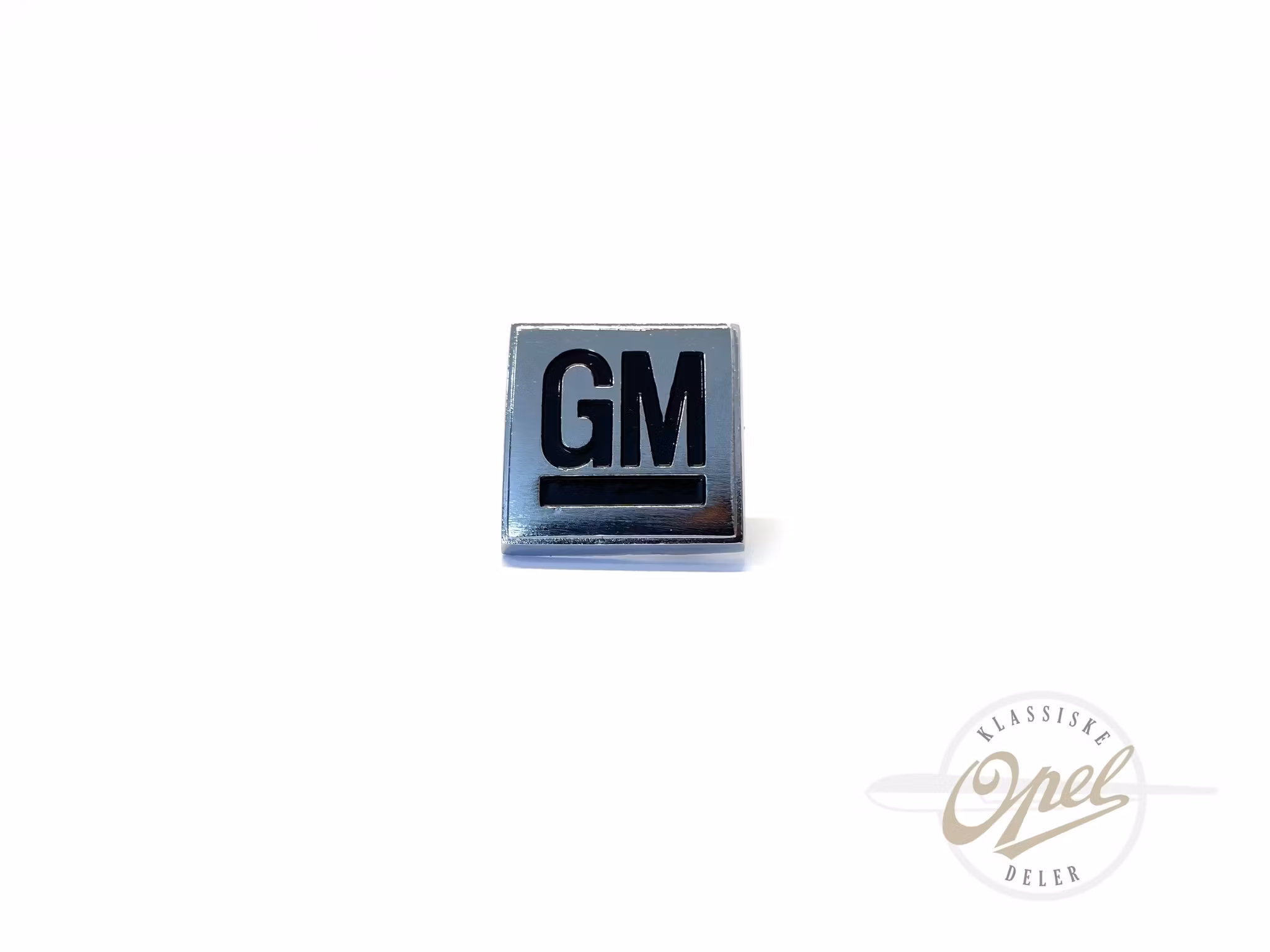 Emblem "GM"