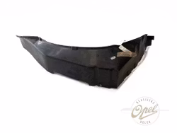 Plastinnerskjerm høyre foran