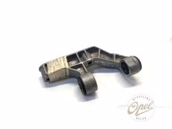 Nedre feste til dynamo