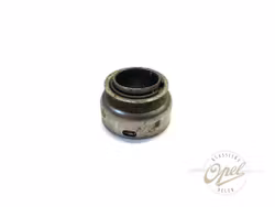 Grounding plate for cigarette lighter