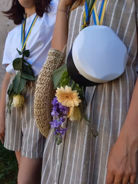 Student Ros med grönt