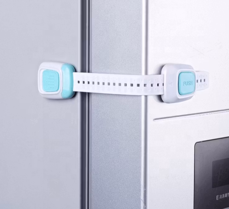 En børnesikker lås, som sikrer flere steder i hjemmet.