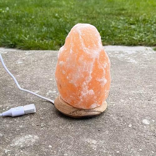 FÖRBESTÄLLNING saltlampa (med usb-kabel)