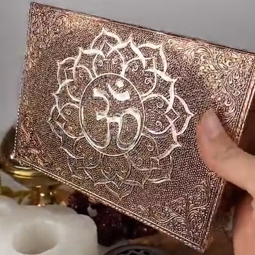 FÖRBESTÄLLNING skrin med ohm-tecken (ursäkta för extremt dålig bild!)