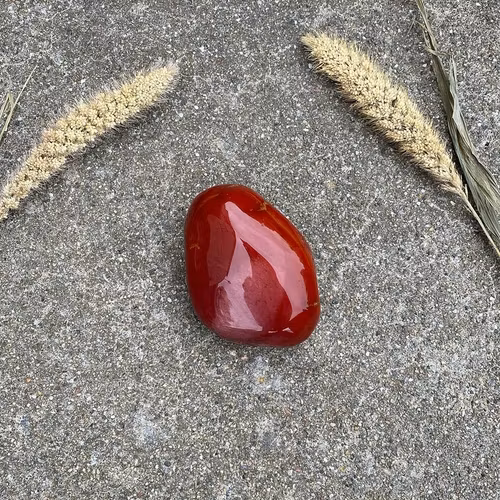 Kraftsten av mookait jaspis