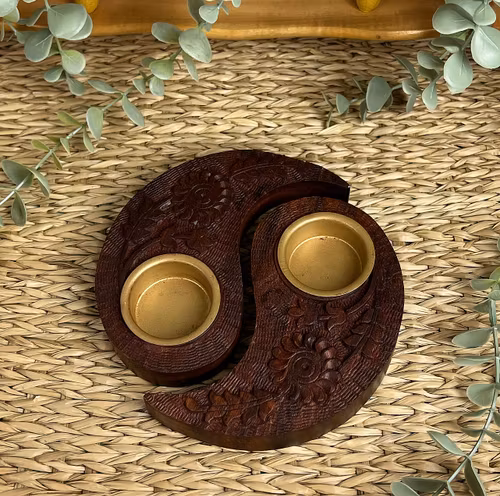 Ljushållare i trä yin/yang
