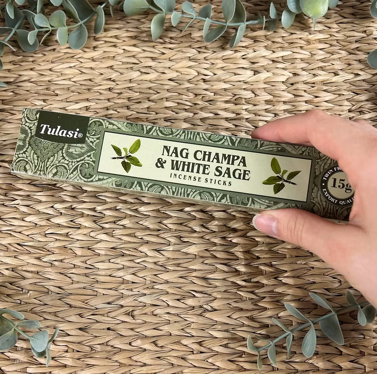 Vit Salvia/Nag Champa rökelsepinnar (Tulasi)