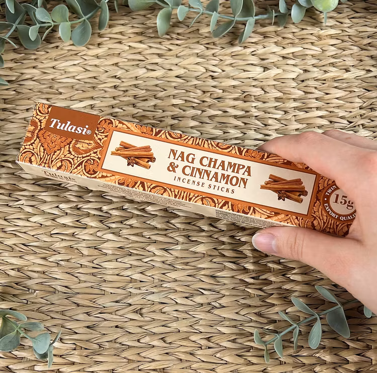 Kanel/Nag Champa rökelsepinnar (Tulasi)