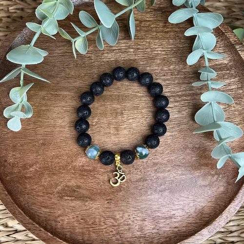 Stenarmband av lavasten och mossagat