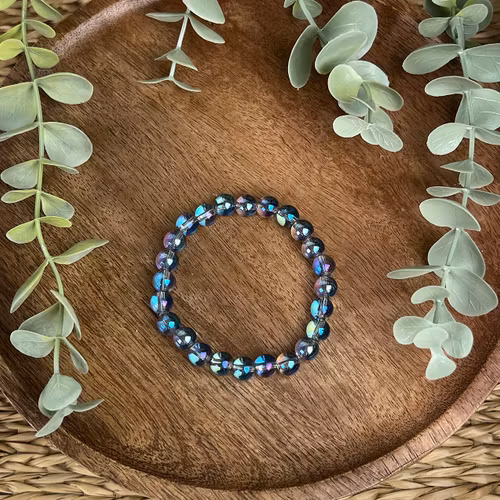 Stenarmband av kvarts med titanaura beläggning (8 mm) B