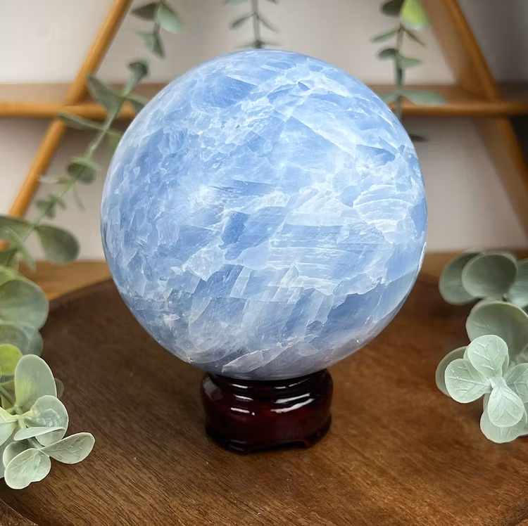 Blå kalcit klot (9 cm i diameter)