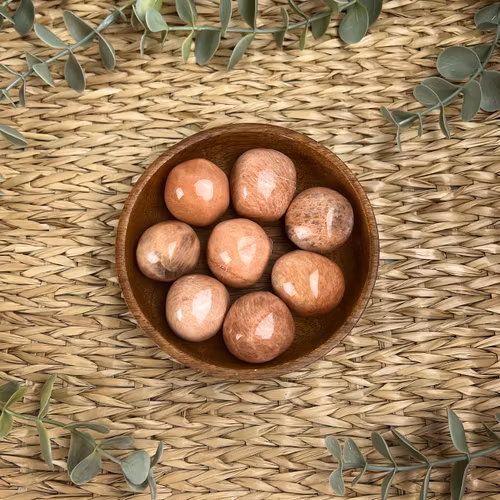 Persikofärgad månsten ”kramis”/cuddle