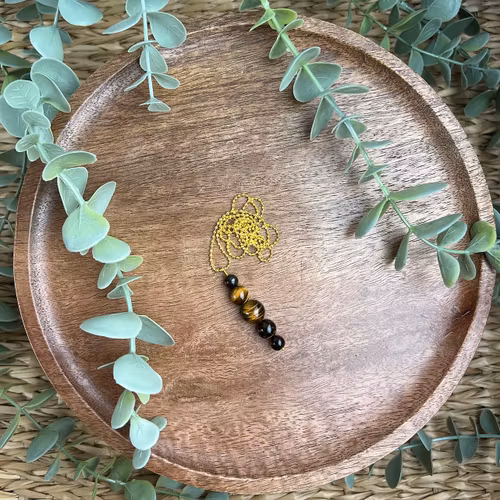 Cassiopeja halsband med Tigeröga