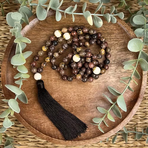 Mala halsband (handknutet) Dendritjaspis & Vit matt jaspis