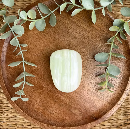 Grön kalcit meditationssten (handsten) A