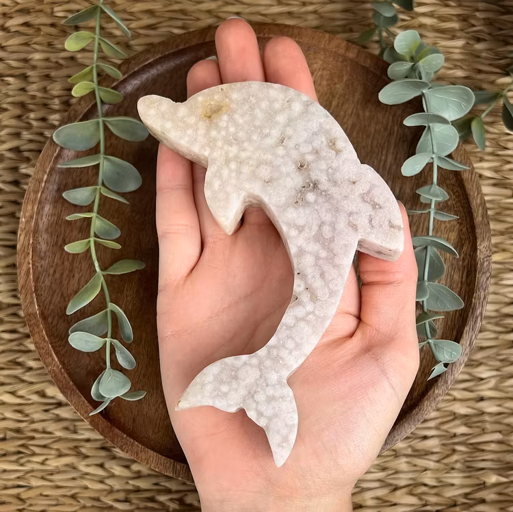 Rosa Ametist delfin carving D