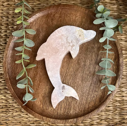 Rosa Ametist delfin carving E