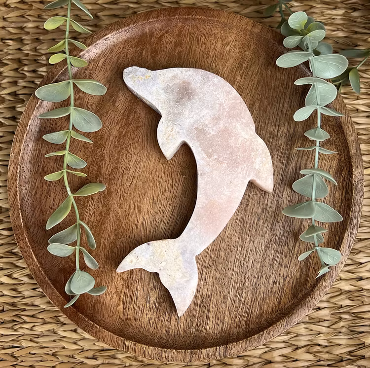 Rosa Ametist delfin carving E