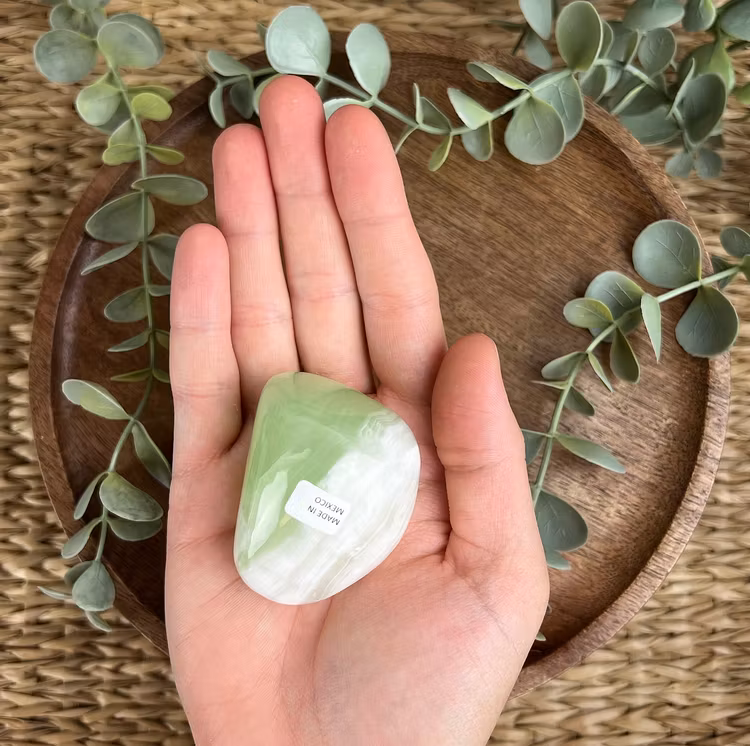 Grön Kalcit meditationssten (handsten) F