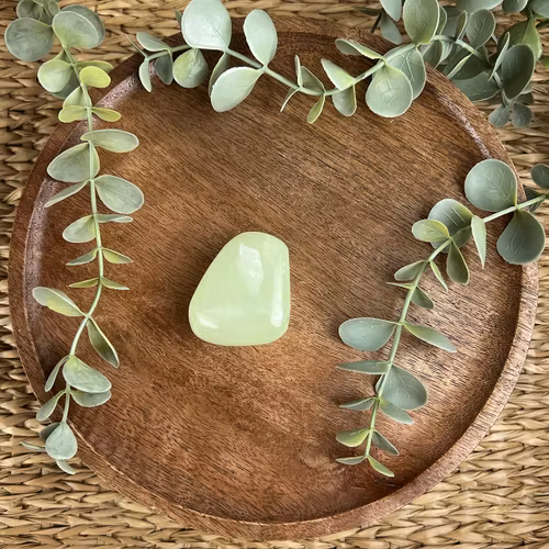 Grön Kalcit meditationssten (handsten) I