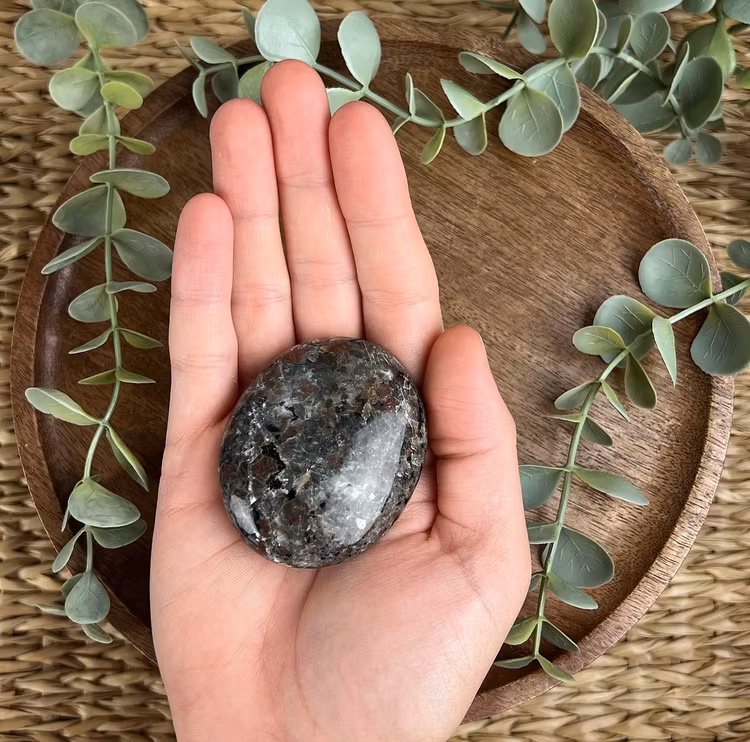 Yooperlit medittionssten (handsten) A