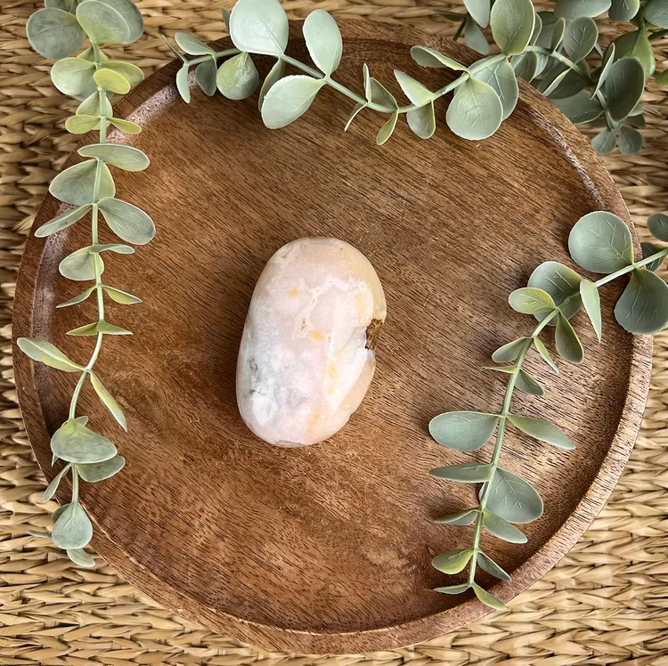 Blomsteragat meditationssten (handsten) D