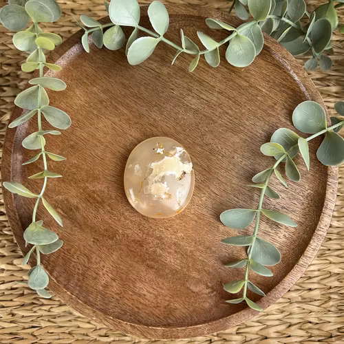 Blomsteragat meditationssten (handsten) W