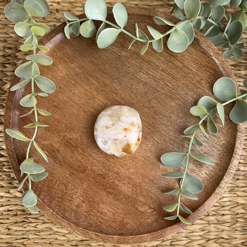 Blomsteragat meditationssten (handsten) K