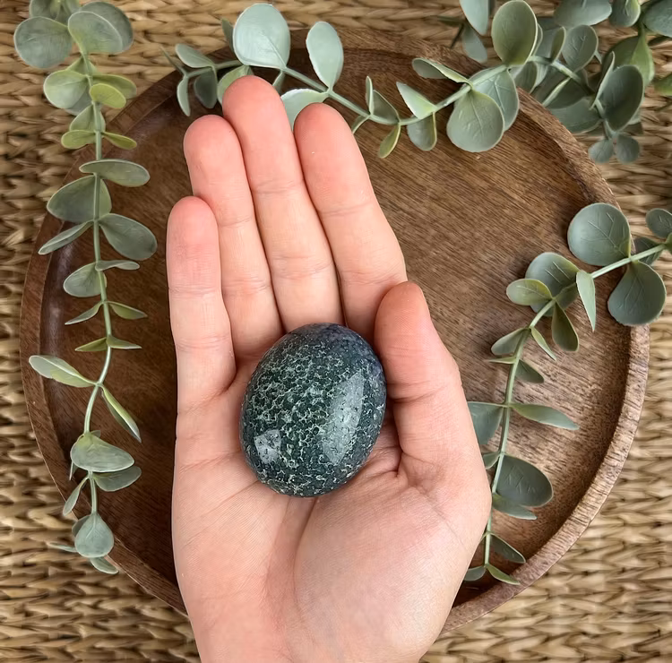 Druvagat meditationssten (handsten) C