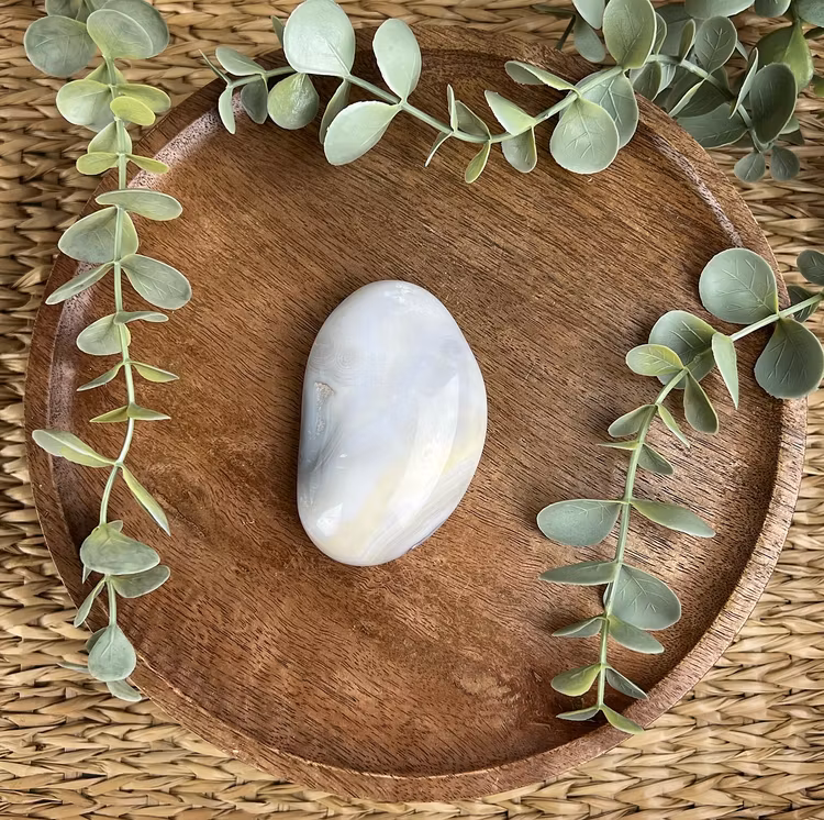 Agat medittionssten (handsten) A