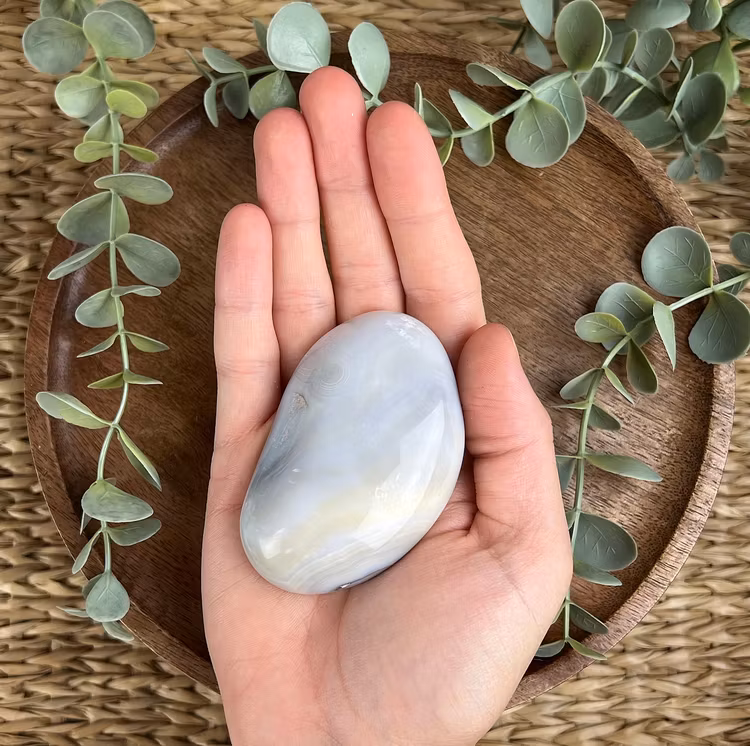 Agat medittionssten (handsten) A
