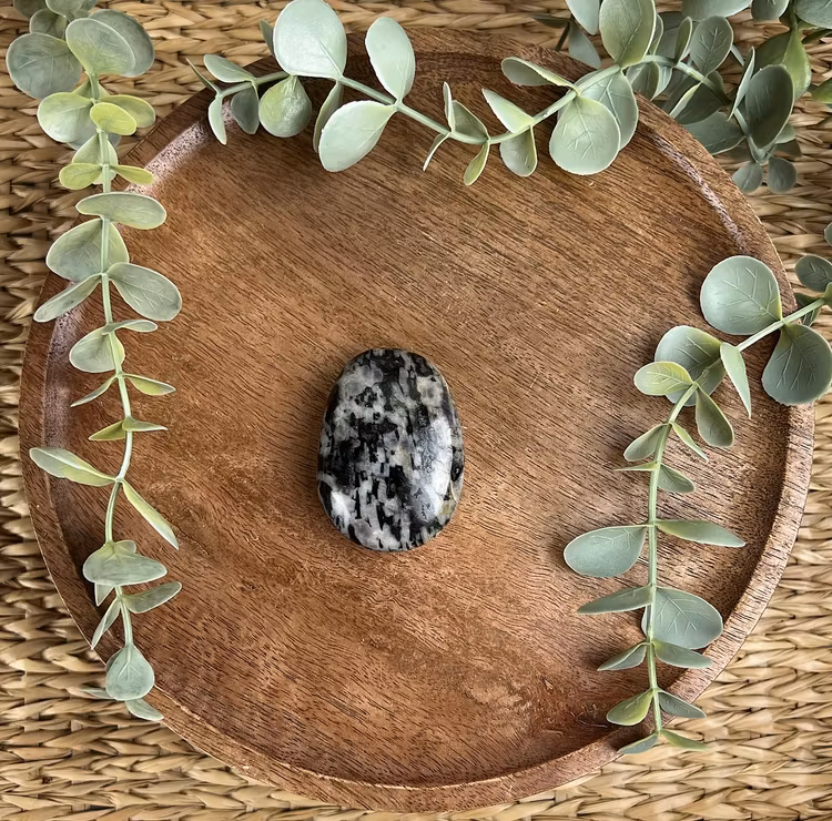 Indigo Gabro meditationssten (handsten) A