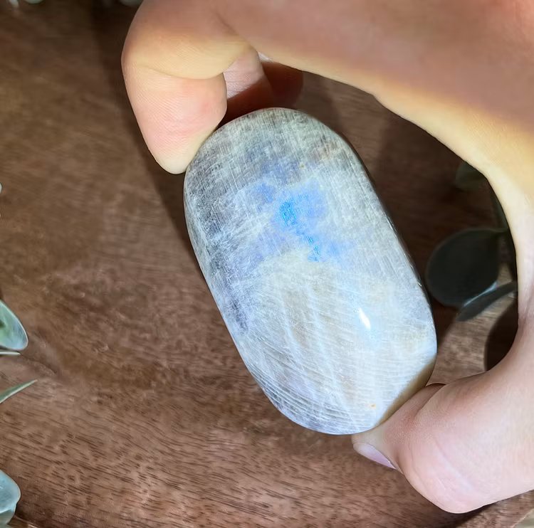 Indisk Månsten meditationssten (handsten) B
