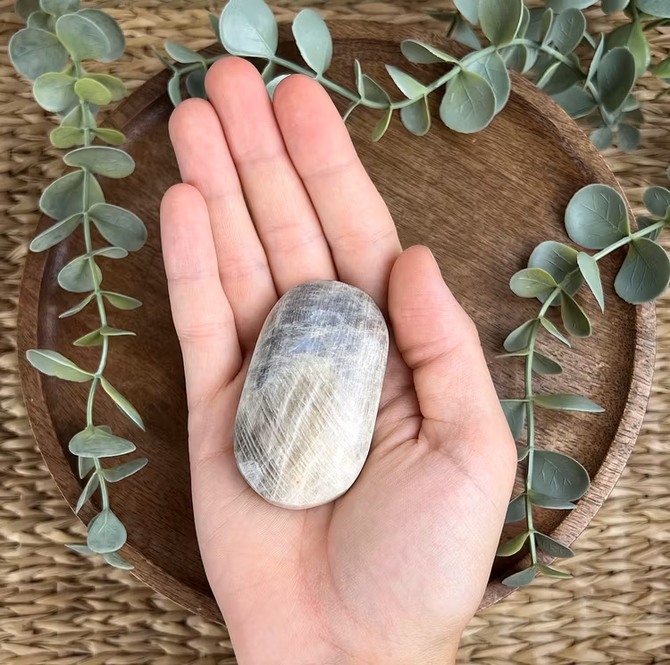 Indisk Månsten meditationssten (handsten) B