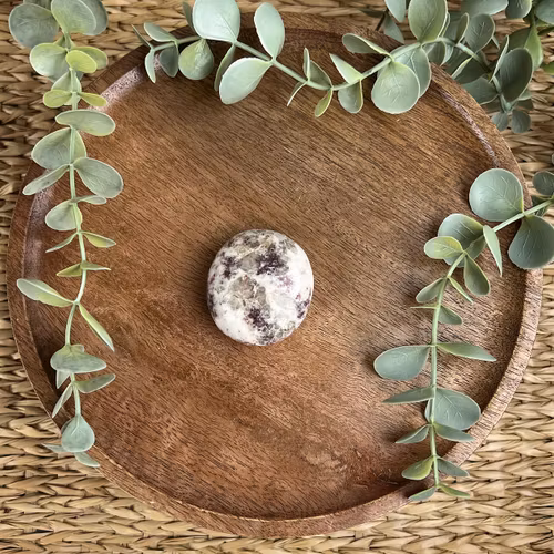 Pegmatit meditationssten (handsten) D