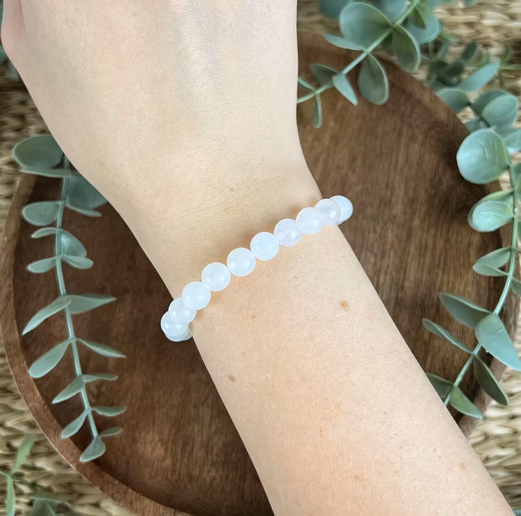 Stenarmband av Vit Kalcedon (8 mm)