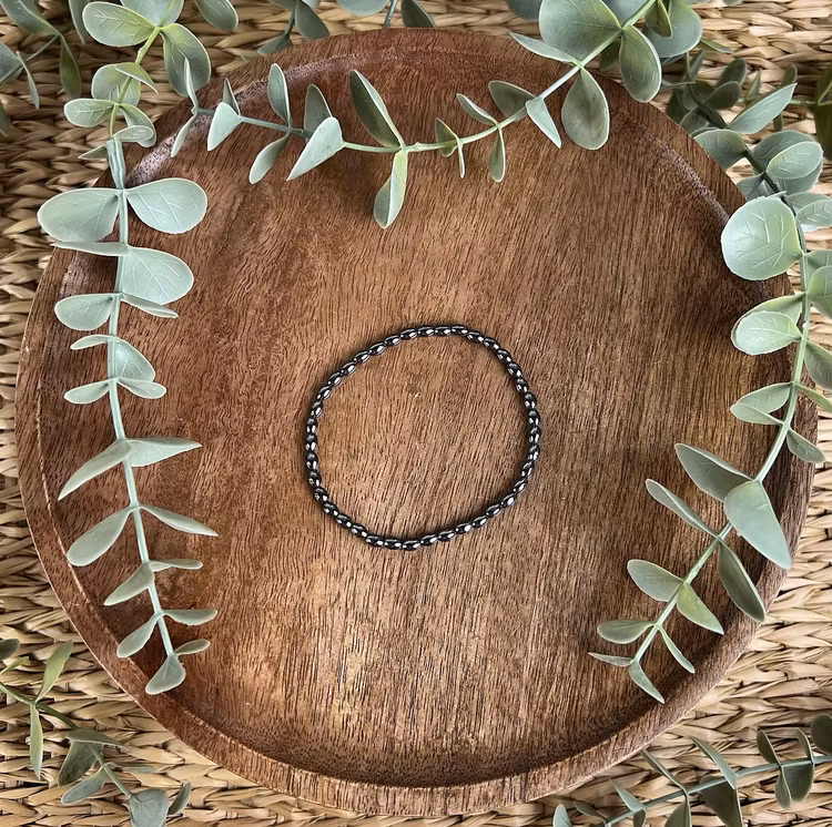 Stenarmband av Hematit (oval)