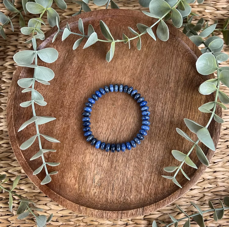 Stenarmband av Dumortierit (rondeller)