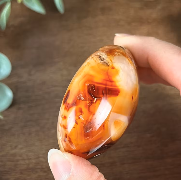 Karneol meditationssten (handsten) D